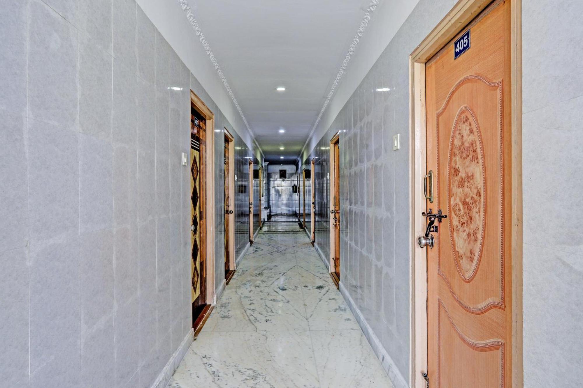 Hotel O Golden Pride Shamshabad Exterior photo