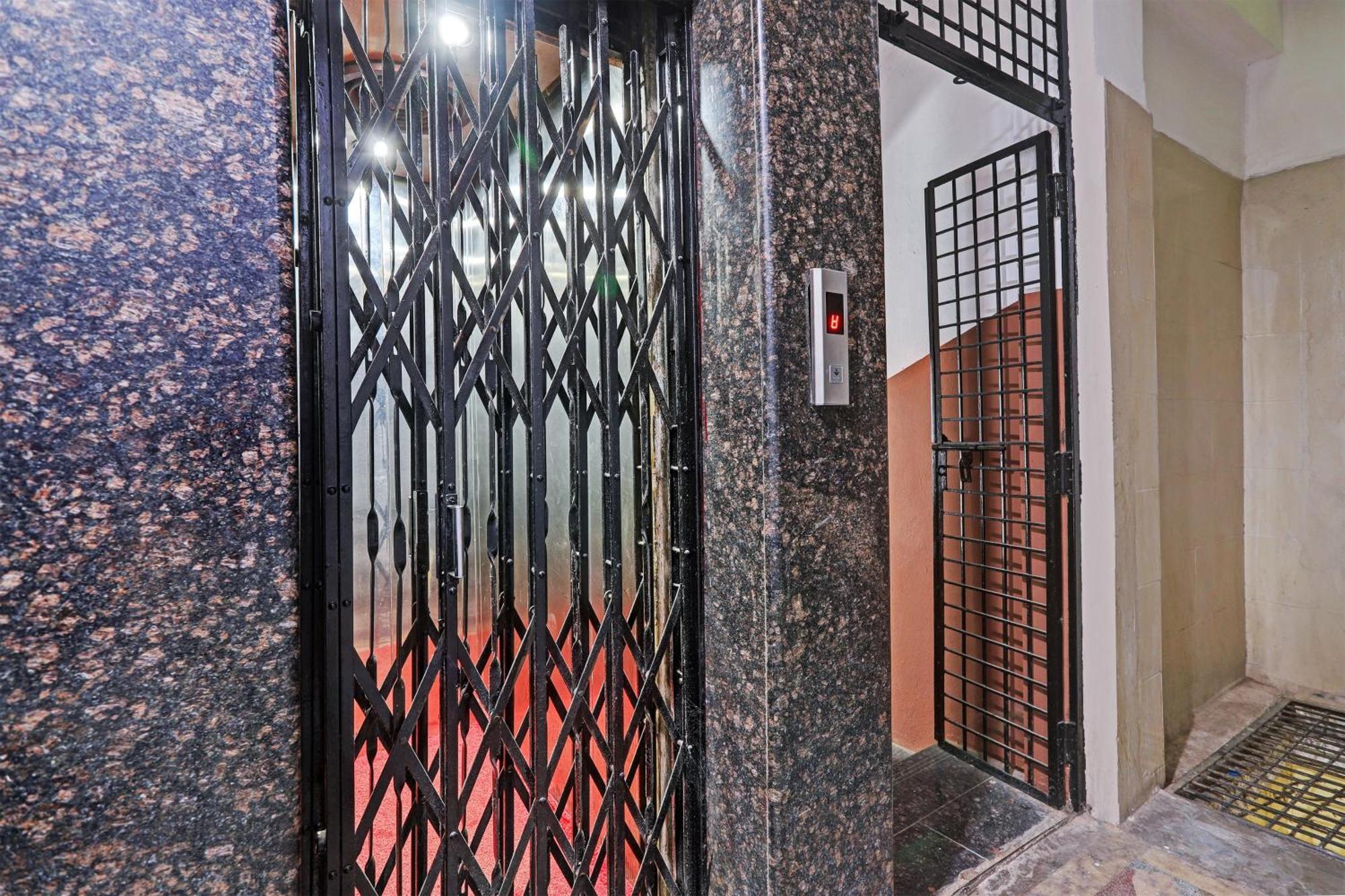 Hotel O Golden Pride Shamshabad Exterior photo